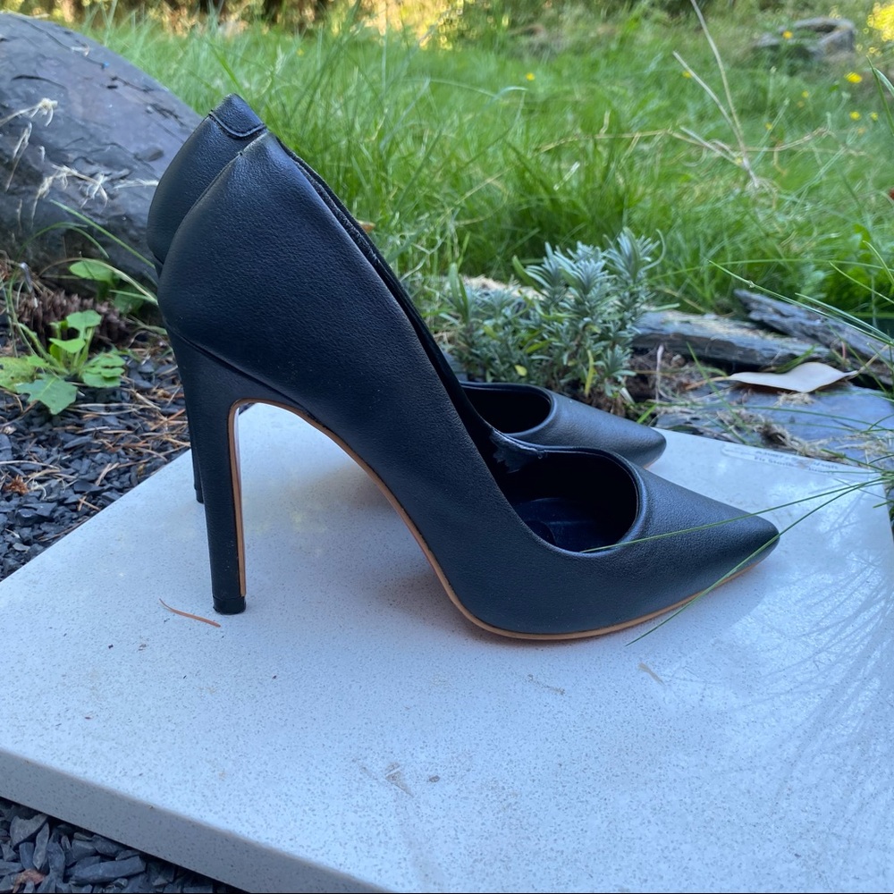 Black heels